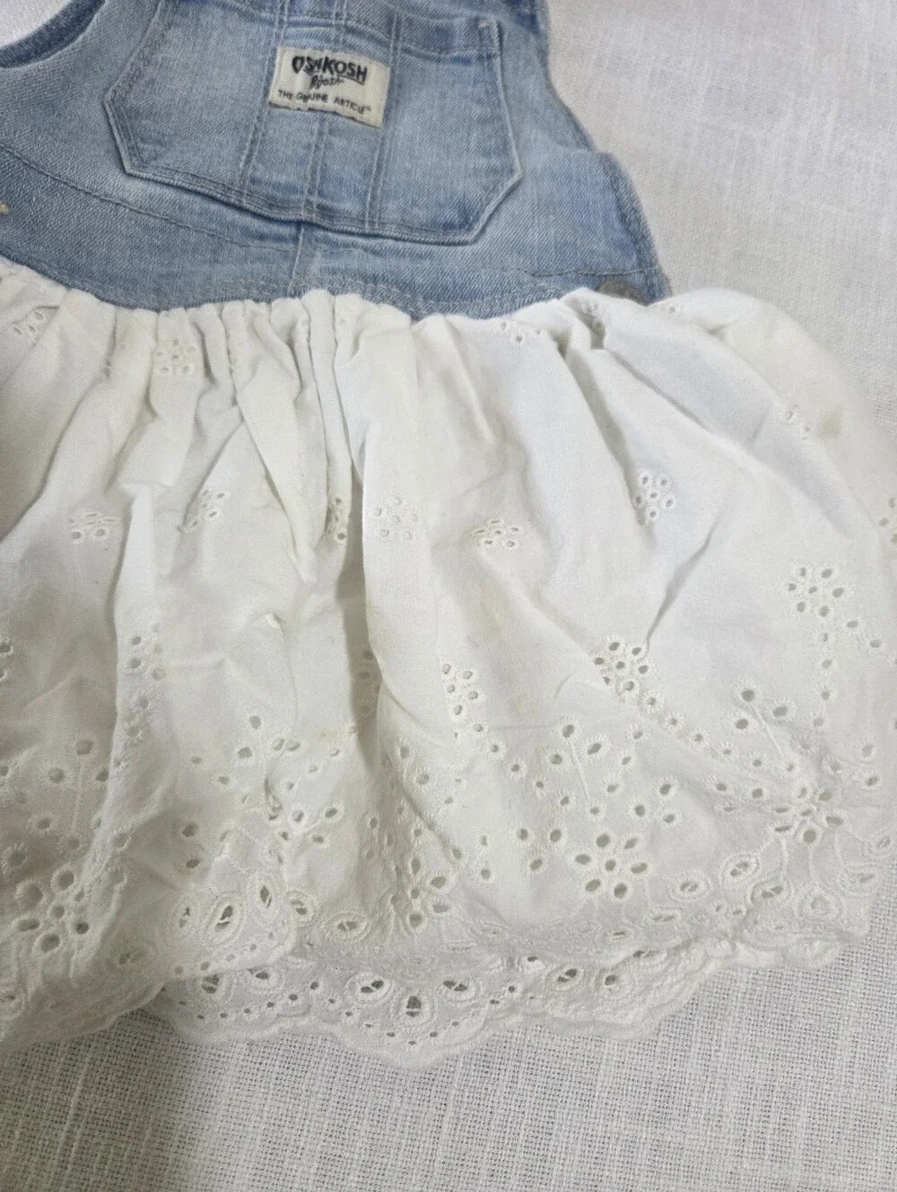 OshKosh B'gosh Light Blue Denim Bib with White Eyelet Skirt 2t Girls Toddler